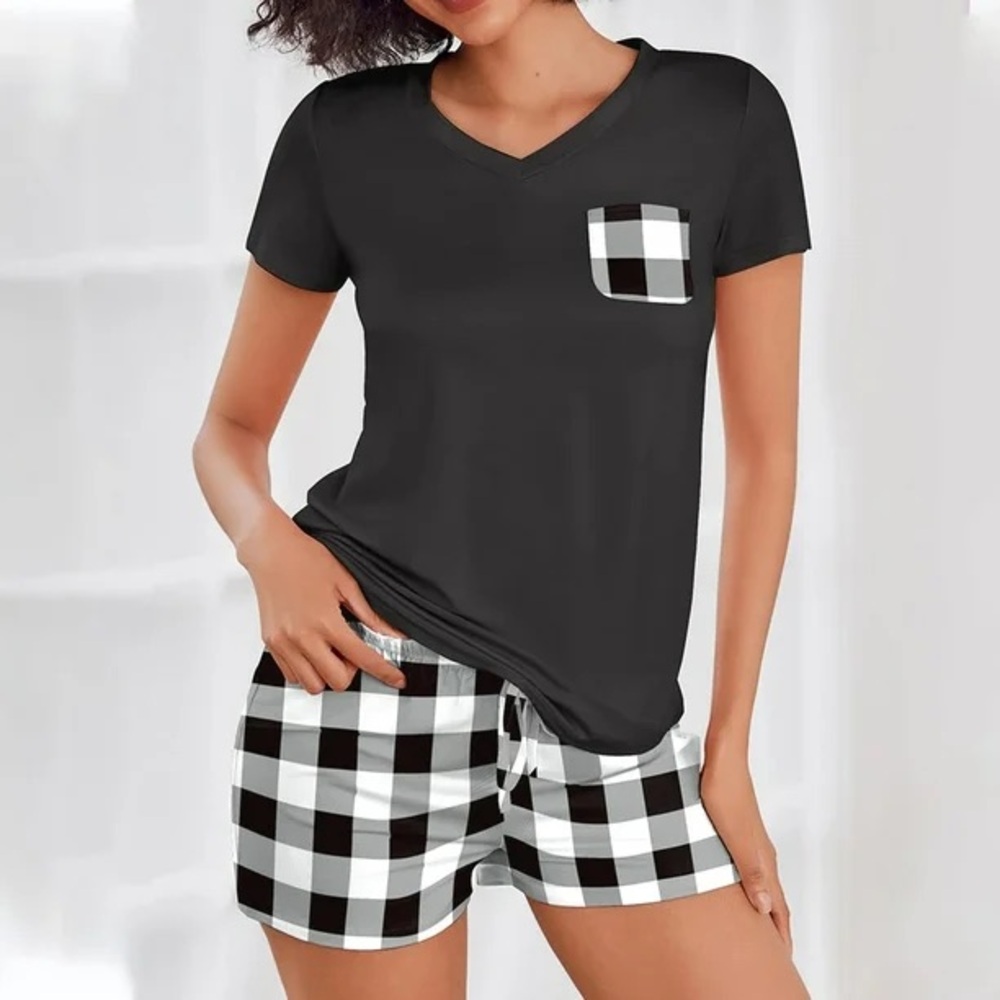 Black and White Checkered Women's Sleepwear Shirt